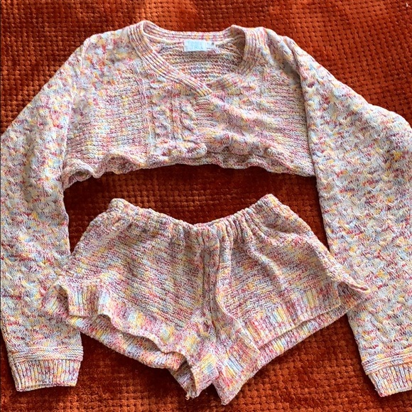 KIKIS KINIS LIMITED EDITION PINK BLEND KNIT SET - Picture 1 of 4